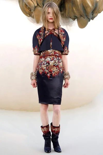 Look 35
